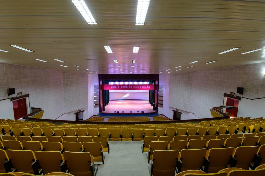 大礼堂.jpg